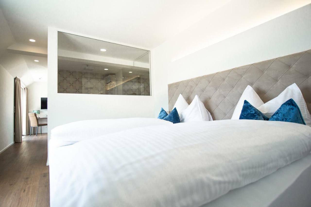 Hotel Weiss Munderfing ภายนอก รูปภาพ